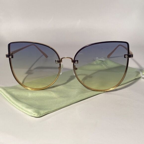 1350 Oversized Butterfly Gold Wire Green Lens Sunglasses NWT main image 8